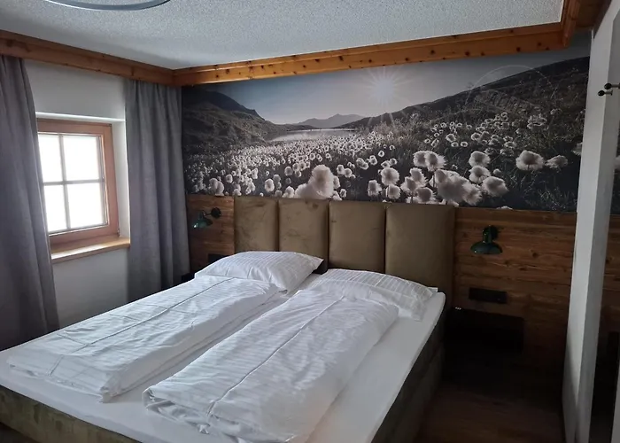 Appartments Kasermandl * トゥクス